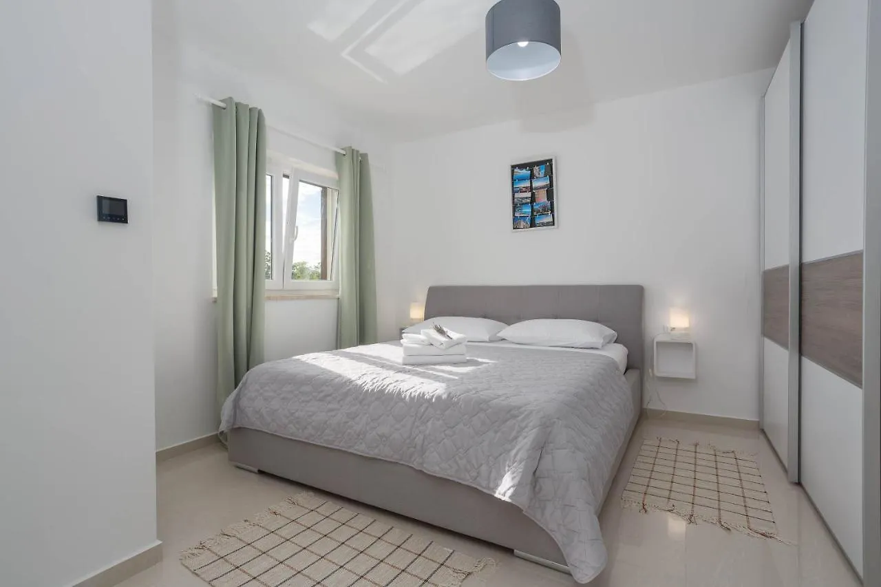 Villa Antonada Vrh  Vrh (Krk)