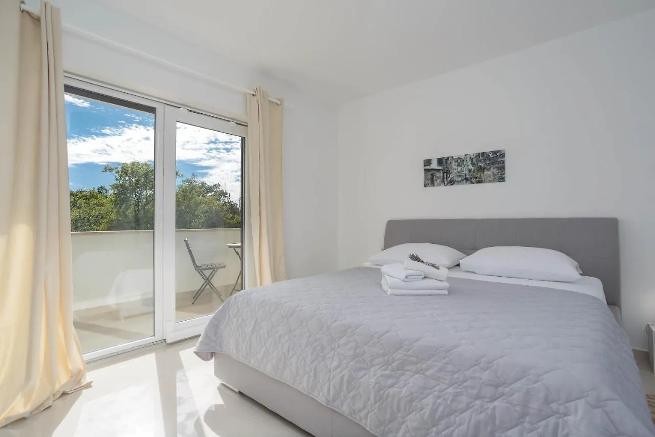 Villa Antonada Vrh  Holiday home Vrh (Krk)